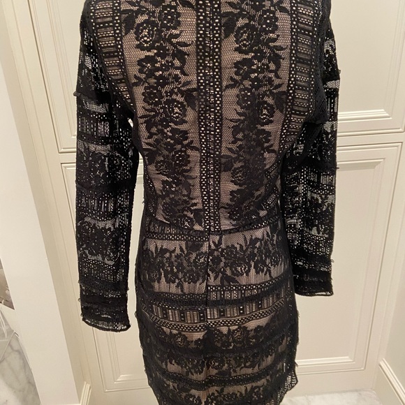 Parker lace dress - Picture 6 of 13